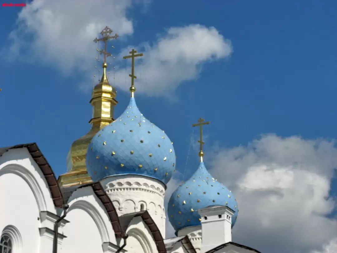 Купола Благовещенского собора в Казани Купола Благовещенского собора в Казани