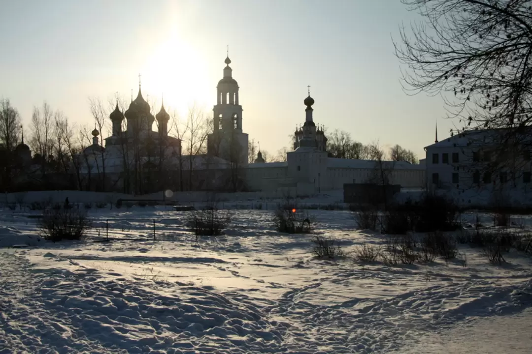 Толгский женский монастырь в Ярославле Толгский женский монастырь в Ярославле