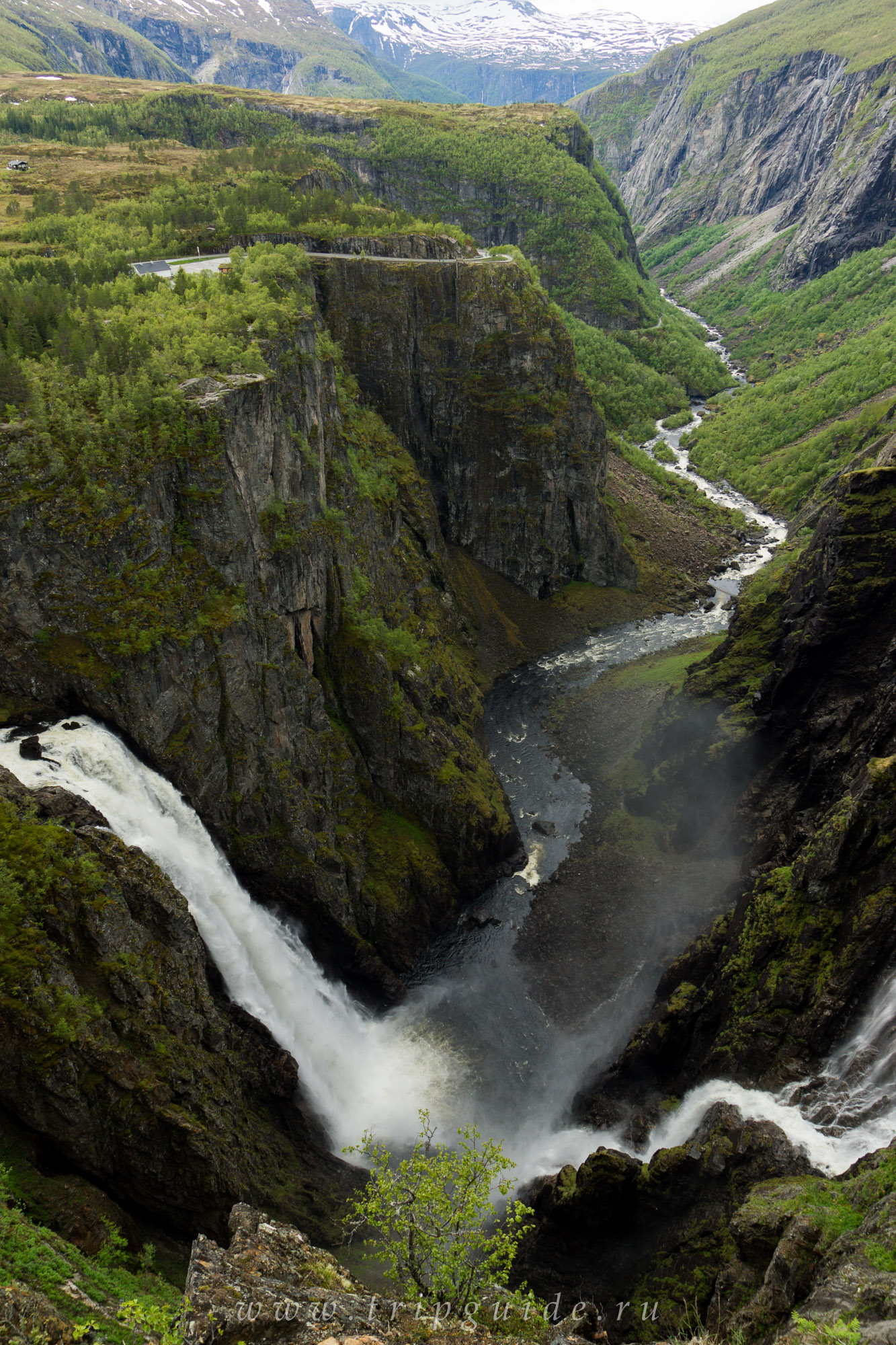 Водопад Вёрингсфоссен Водопад Вёрингсфоссен, фото 1