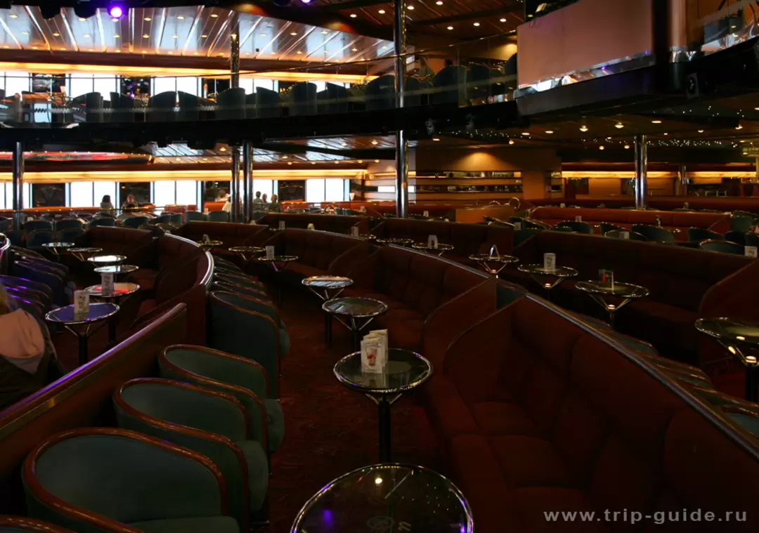 Клуб Starlight Palace на пароме Tallink Romantika